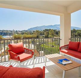 3 bedroom seaside apartments in Sicily, sleeps 6